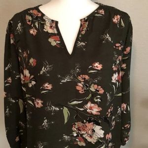 Fun2Fun Kenmore Split Neck Blouse